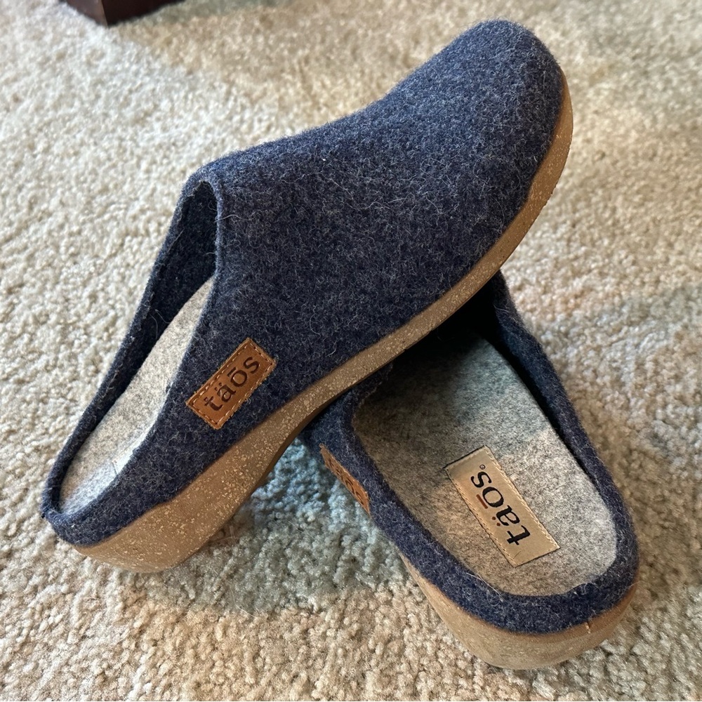 Taos Woollery Navy Wool Clogs EU 41